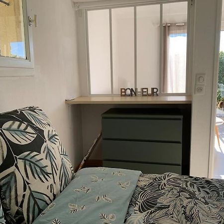 Maisonnette Dans Belle Residence Saint-Vallier-de-Thiey Dış mekan fotoğraf