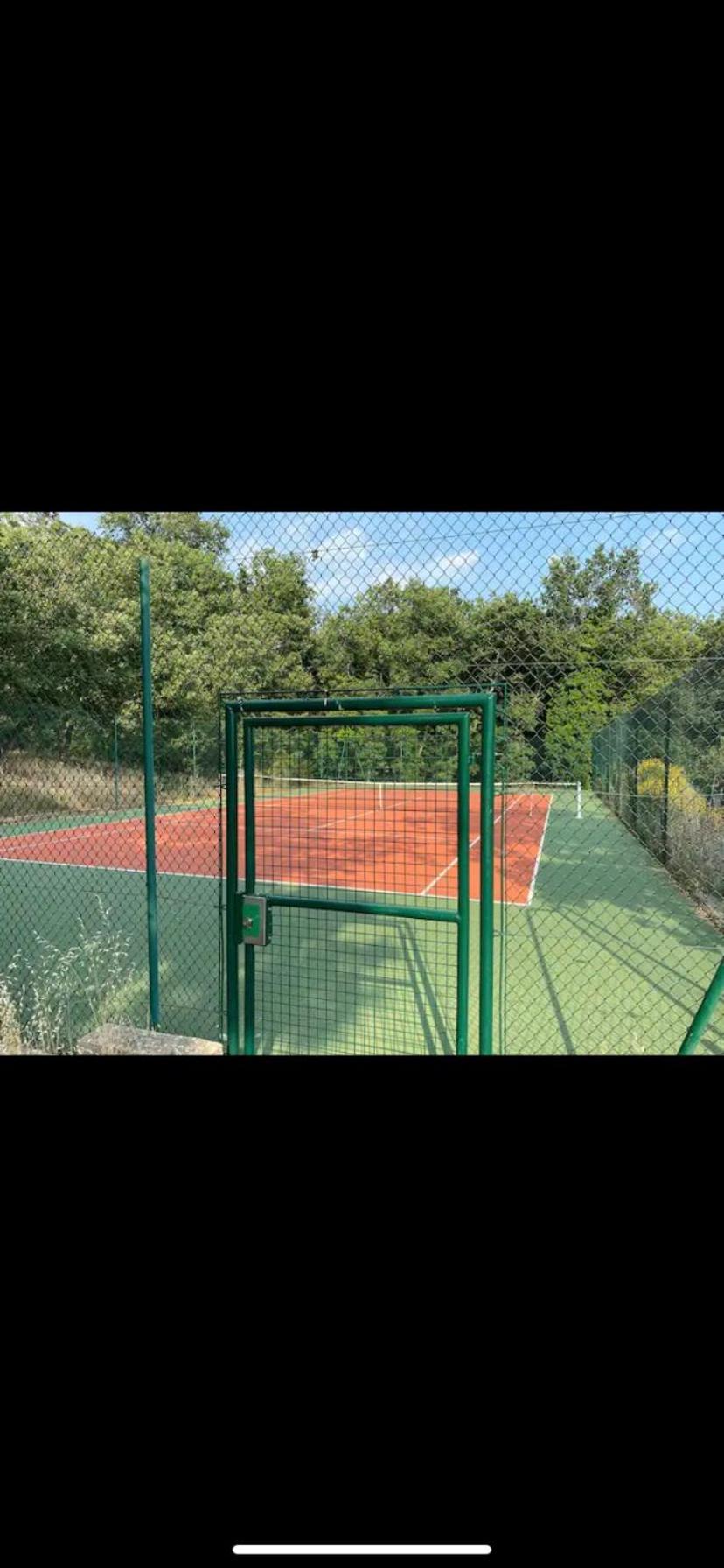 Maisonnette Dans Belle Residence Saint-Vallier-de-Thiey Dış mekan fotoğraf