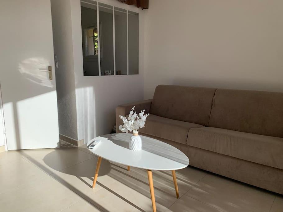 Maisonnette Dans Belle Residence Saint-Vallier-de-Thiey Dış mekan fotoğraf