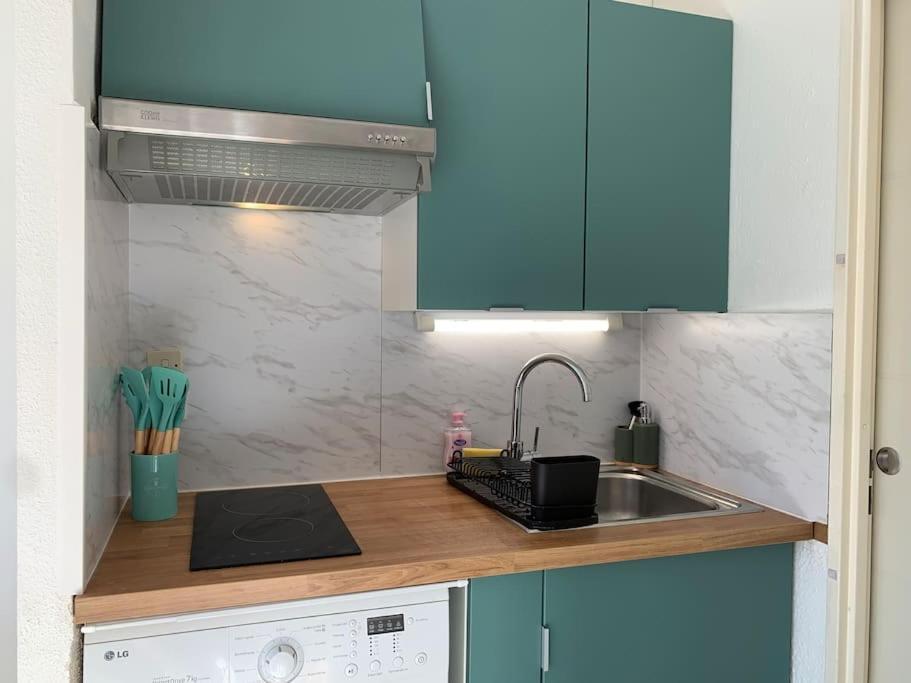 Maisonnette Dans Belle Residence Saint-Vallier-de-Thiey Dış mekan fotoğraf